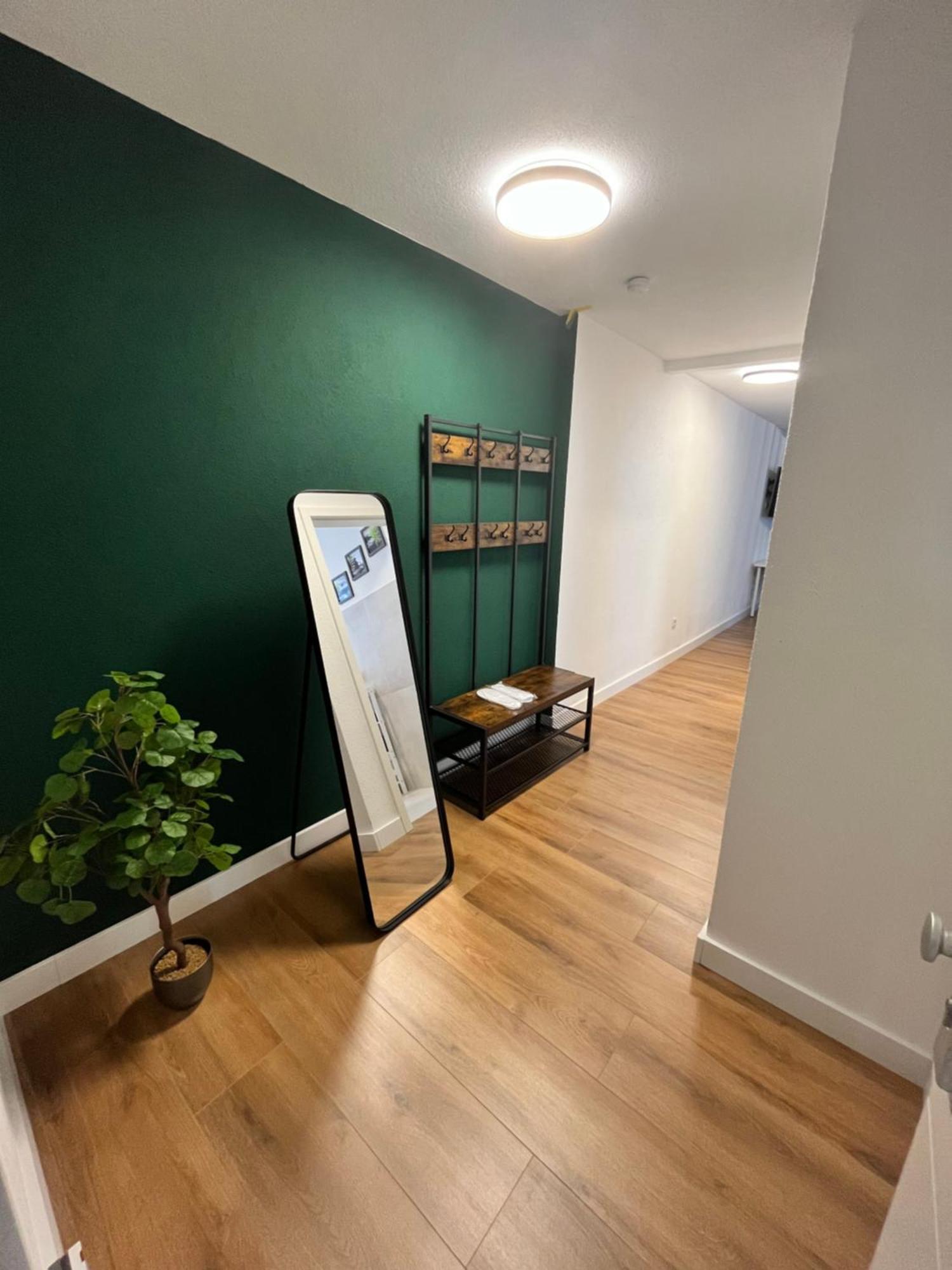 Appartment New York Naehe Duesseldorf, Messe, Hbf, City, Wifi, Helios Hospital Крефельд Экстерьер фото